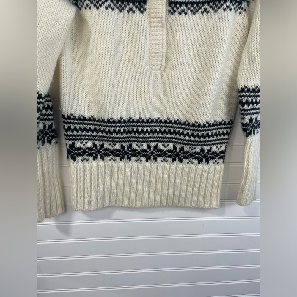 J. Crew Black & Cream Long Sleeve Snowflake Collared Sweater Medium Women’s GUC - Picture 3 of 10